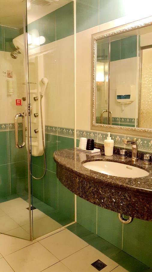Wonderful Hall Hotel Xinzhuang Exterior photo