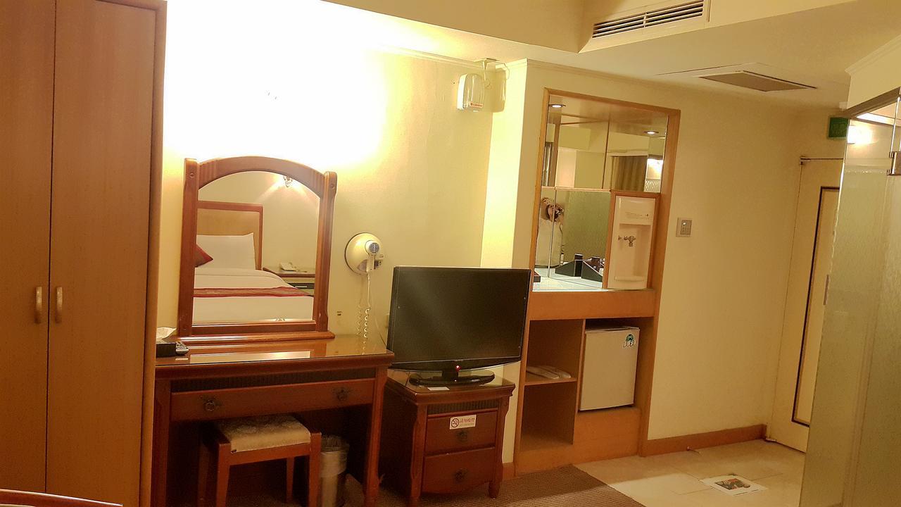 Wonderful Hall Hotel Xinzhuang Exterior photo